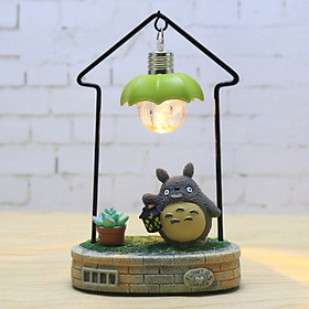 Đèn Totoro Cầm Đèn