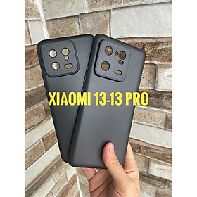 Ốp dẻo đen cho Xiaomi 13, Xiaomi 13 Pro khoét mắt camera bảo vệ máy