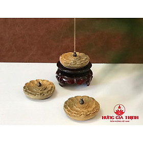 Đế Sen Cắm Trầm Không Tim
