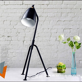 Mua Đèn để bàn đọc sách  làm việc hiện đại OMESA 3 chân - tặng kèm bóng LED