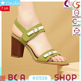 Giày xăng đan nữ gót trụ 7p RO528 ROSATA tại BCASHOP kiểu dáng thời trang, phối màu lạ mắt và độc đáo giữa xanh và da