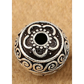 Charm bạc thái hình tròn xỏ ngang họa tiết hoa văn - Ngọc Quý Gemstones