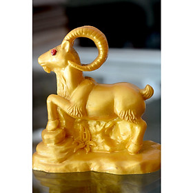 Một tượng con giáp sơn nhũ vàng