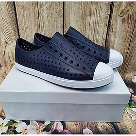 Giày sneaker nữ GV018