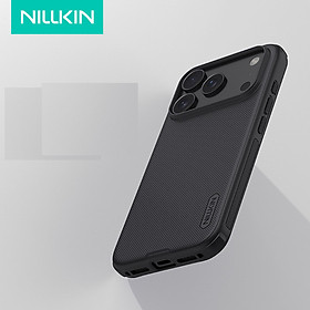 Ốp lưng cho iPhone 17 Pro Max /17 Pro / 17 Air / 17 - hiệu Nillkin Frosted Shield Pro chống sống chống vân tay - Hàng chính hãng