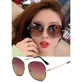 Kính mát nữ K05 Kiểu dáng thanh lịch cùng thiết kế phối màu trẻ trung , bảo vệ mắt khỏi ánh sáng trực tiếp chống tia UV