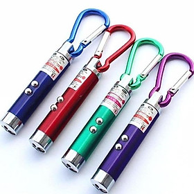 Mua Móc khóa đèn pin mini kèm 3 viên pin trong máy   đèn pin laser  với 3 chế độ sáng   dùng để thuyết trình  giảng dạy   trình chiếu slide   chỉ điểm ở công trường xây dựng  vừa làm móc khóa kết hợp là đèn pin mini để soi tìm đồ khi cần thiết rất tiện lợi