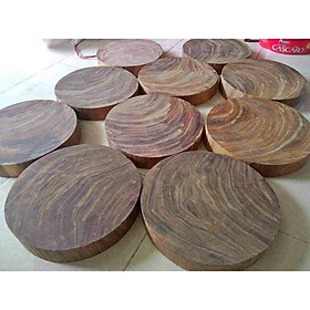 Thớt gỗ nghiến đá (đường kính 39cm, dày 5cm)