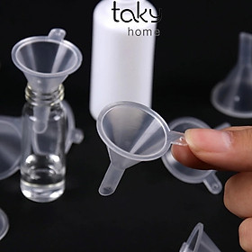 Mua Phễu Rót - Chiết Dung Dịch Mỹ Phẩm Mini  Phễu Mini Rót Chiết Nước Hoa Mỹ Phẩm Tiện Lợi  Nhỏ Gọn  Tiện Lợi  Dễ Dàng Sử Dụng. TakyHome 5060