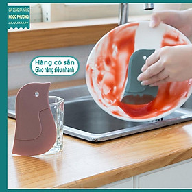 Mua Miếng silicon làm sạch vết dầu mỡ đa năng hình chim cánh cụt dễ thương cho nhà bếp