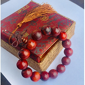 Set Vòng đeo tay Gỗ Sưa đỏ tự nhiên, kèm hộp đựng lót lụa