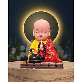 Mua Tượng Chú Tiểu Gõ Mõ Bằng Nhựa Sử Dụng Năng Lượng Mặt Trời Thu Hút Tài Lộc