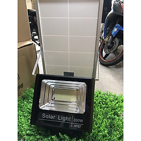 Mua Đèn Pha Led Năng Lượng Mặt Trời 300w 200W 100W IP67 Vỏ Nhôm Đúc  Sáng Liên Tục