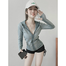Áo khoác thể thao nữ ôm body mẫu mới. size m l. có 2 túi ngoài dây kéo mtc21kd