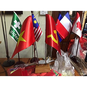 Cờ để bàn Việt Nam - Đảng đế gỗ vuông