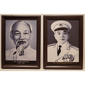 Cặp ảnh đen trắng chân dung Chủ tịch HỒ CHÍ MINH & ĐẠI TƯỚNG VÕ NGUYÊN GIÁP