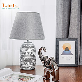 Đèn ngủ gốm vintage màu xám trắng họa tiết lá DBG009