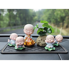 Mua Trọn bộ 05 chú tiểu lá sen kèm chậu cây trang trí