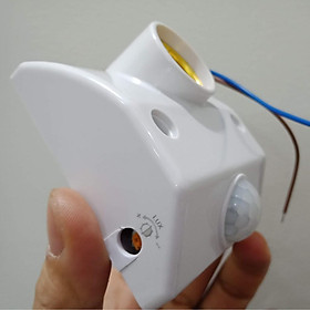 Đui đèn cảm biến cảm ứng chuyển động hồng ngoại chuẩn E27