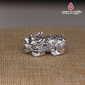 Hình ảnh Charm bạc tỳ hưu họa tiết xỏ ngang  - Ngọc Quý Gemstones