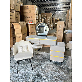 Mua Bàn trang điểm nhập khẩu kèm ghế  gương đèn led _ Mã BY15