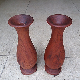 bình lọ- một đôi  gỗ cẩm nguyên khối kích thước cao 24cmx9cm