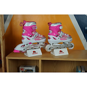Giày Trượt Patin Caroman K400 - với thiết kế bắt mắt cho bé, vừa đảm bảo sự an toàn cho bé khi chơi vừa thời trang gồm 3 màu ( Xanh Đen, Đỏ Đen, Hồng Trắng)