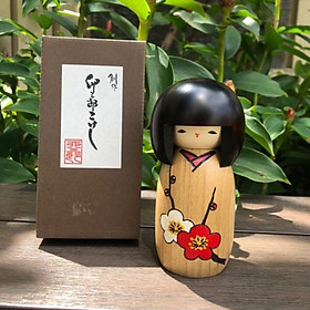 Nơi bán Búp bê gỗ Kokeshi, búp bê handmade Nhật Bản, búp bê gỗ khắc hoa hướng dương - Giá Từ -1đ