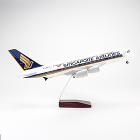 MÔ HÌNH MÁY BAY AIRBUS A380 SINGAPORE AIRLINES 47CM (LED)