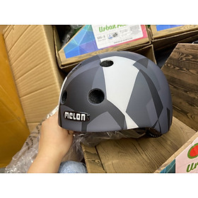 Mũ bảo hiểm trẻ em Melon helmet Urban Active Black Widow XS