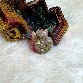 Hồ Ly Chín Đuôi Ôm Hoa Mẫu Đơn Đá Tourmaline Thiên Nhiên - HLCT003