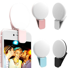 Mua Đèn Led Hỗ Trợ Chụp Ảnh Selfie Kẹp Điện Thoại Dùng Pin Sạc 3 Chế Độ Sáng