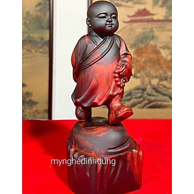 Mua Tượng chú tiểu thong dong bằng gỗ trắc đỏ đến kt cao 20cm