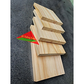 Mua Combo 5 miếng gỗ thông vuông 14cm dày 1.5cm bào láng 4 mặt đẹp dùng làm mô hình decor sử dụng được nhiều mục đích.