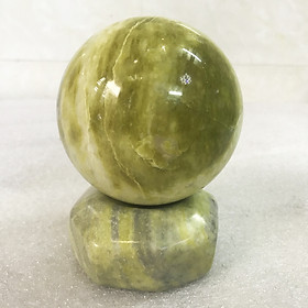 Mua Cầu bi phong thủy đá tự nhiên 9 cm cho người mệnh Hỏa và Mộc