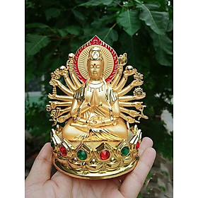 Tượng Phật bà Quan Âm ngàn tay