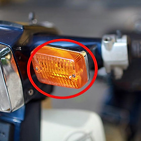 Nắp đèn xi nhan dành cho xe CUB  82 - chụp đèn xi nhan gắn cho xe Cub  82 ( trước sau dùng chung) 1 chiếc - A1995