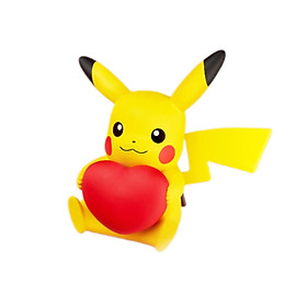 Đồ Chơi Mô Hình Pikachu Ôm Trái Tim POKEMON TOYS LOVE/LBW24007