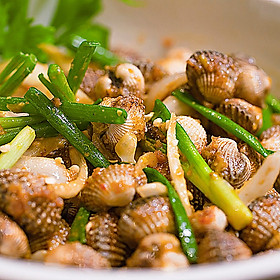 Sài Gòn Prince Hotel 4 - Buffet Hải Sản Tôm Hùm Tối Thứ 7 & Chủ Nhật Miễn Phí Nước Ngọt