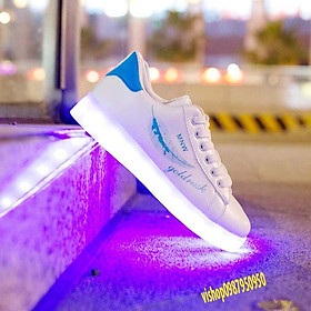 Mua Giày PHÁT SÁNG ĐÈN LED MÀU TRẮNG HỌA TIẾT LÔNG VŨ XANH GOODLUCK STYLE HÀN QUỐC phát sáng 7 màu (Nam-Nữ
