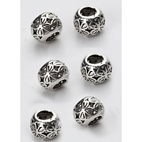 Combo 6 cái charm bạc hình tròn xỏ ngang họa tiết cỏ 4 lá - Ngọc Quý Gemstones