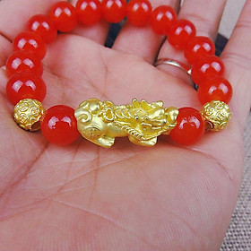 Combo Vòng Đeo Tay phong thủy đá núi lửa, đính Tì Hưu mạ Vàng 24K, Kèm hộp đựng lót lụa vàng.