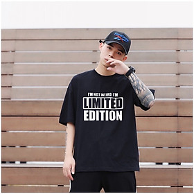 >> BÁO GIÁ ÁO THUN NAM TAY LỠ FORM RỘNG CHẤT COTTON LOANG MÀU CỰC HOT | Shopee Lazada Sendo Tiki mới nhất 76 Áo Thun Nam Tay Lỡ Unisex cổ Tròn chất liệu vải cotton màu đen form rộng in chữ LIMIT EDITION phong cách độc chất TheNgaustyle
