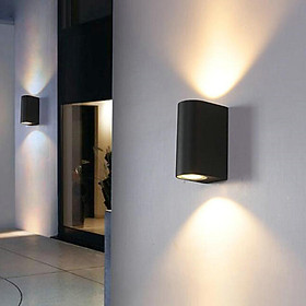 Đèn gắn tường ngoài trời đơn giản hiện đại hình hộp bo tròn hắt sáng 2 đầu.