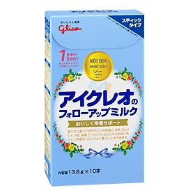 Combo hộp 10 gói Sữa Glico Icreo Follow up Milk Stick Số 1 (13.6g) và đồ chơi tắm Toys House