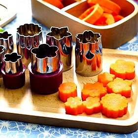 Mua Bộ tạo hình củ quả inox 8 món