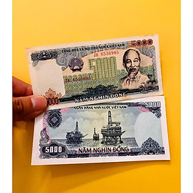 Tờ tiền 5000 đồng: Bạn có muốn hiểu rõ hơn về giá trị và thiết kế của tờ tiền 5000 đồng? Hãy xem hình ảnh chi tiết này để tìm hiểu về lịch sử và ý nghĩa của mệnh giá này trong nền kinh tế hiện đại của Việt Nam.