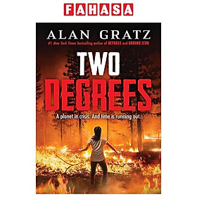 Sách ngoại văn: Two Degrees - Alan Gratz