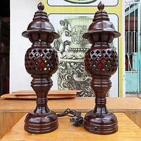 Cặp đèn thờ gỗ cao 48cm
