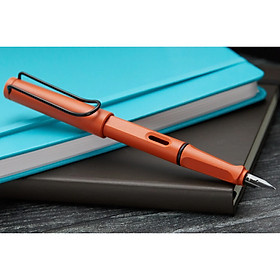 Bút Máy Lamy Safari Fountain Phiên Bản Special Edition 2021 - Màu Terra Red